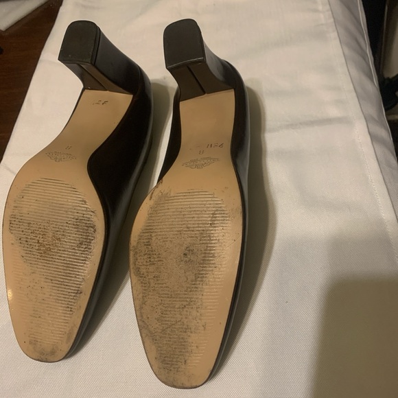 BALLY Brown Women’s 8 LATIFA M
Made in Switzerland
Some Wear on Bottom - Picture 3 of 7